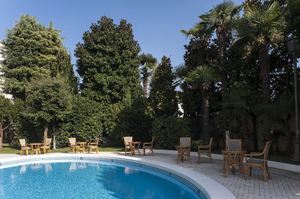 אבנו טרמה Hotel Due Torri מראה חיצוני תמונה