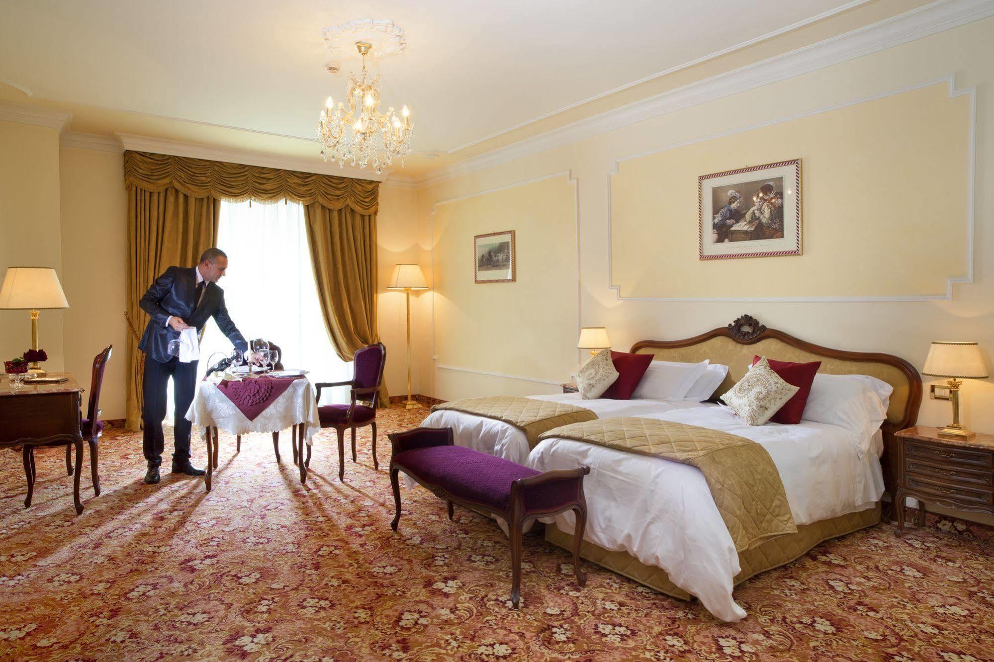 אבנו טרמה Hotel Due Torri מראה חיצוני תמונה