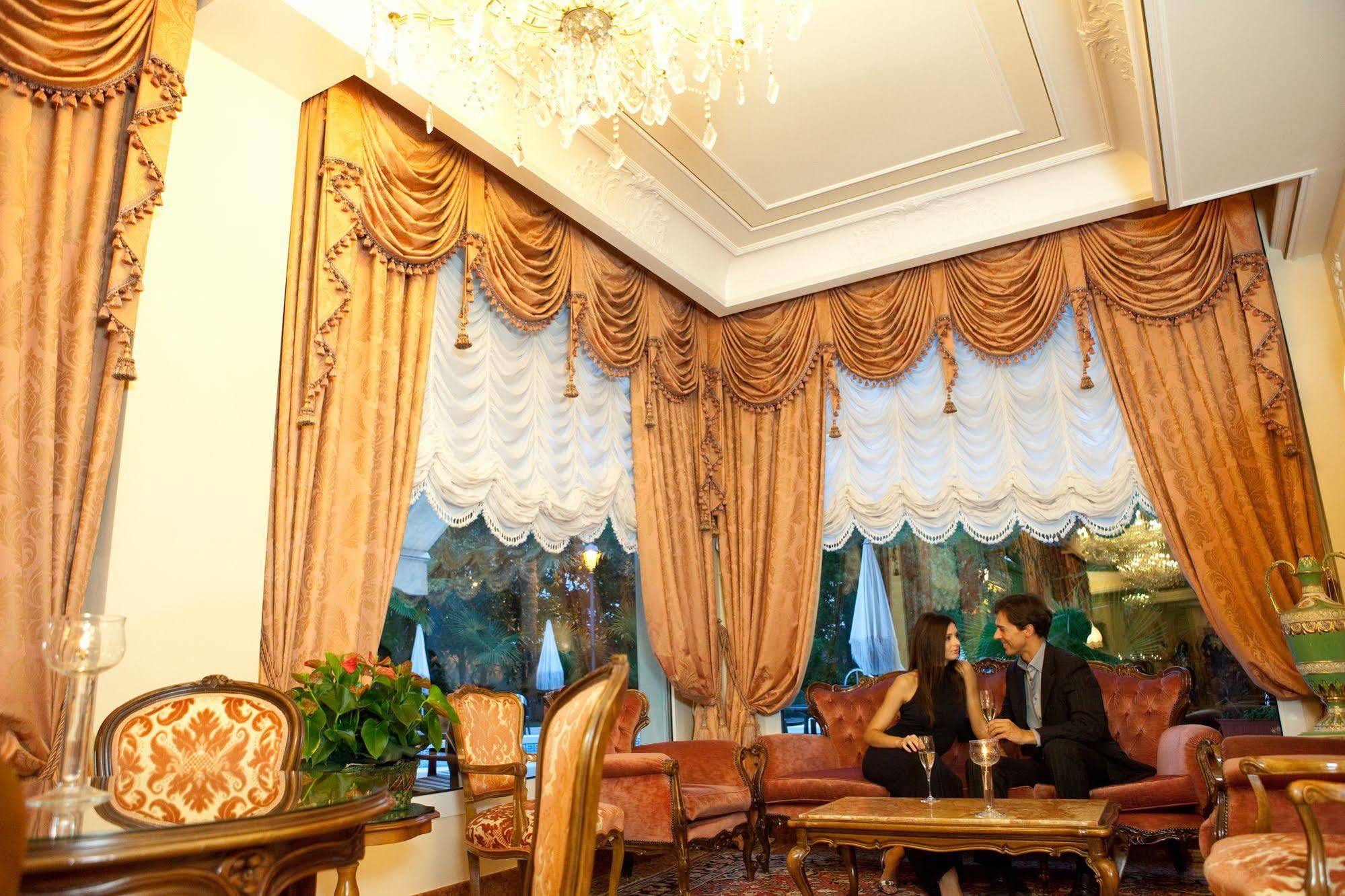 אבנו טרמה Hotel Due Torri מראה חיצוני תמונה